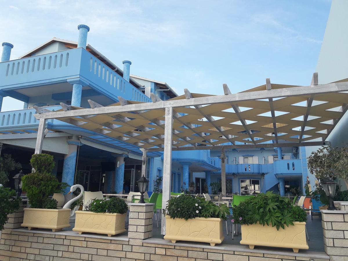 Hotel Spiros Амудия Екстериор снимка